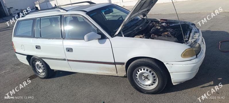 Opel Astra 1994 - 35 000 TMT - Бузмеин ГРЭС - img 4