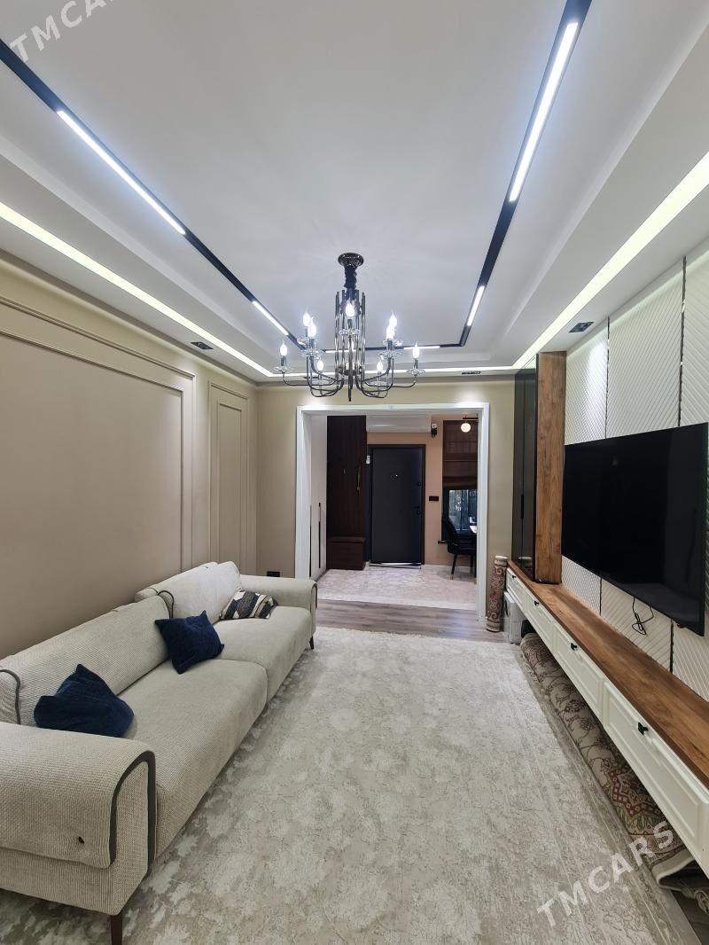 11 mkr - 11 mkr - img 2