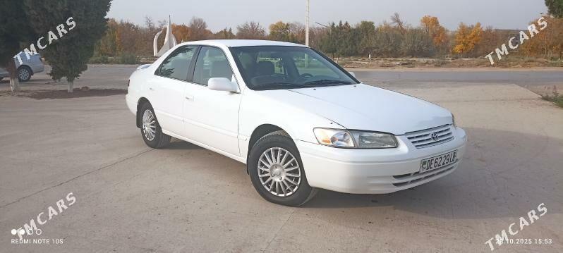 Toyota Camry 1999 - 167 000 TMT - Halaç - img 3