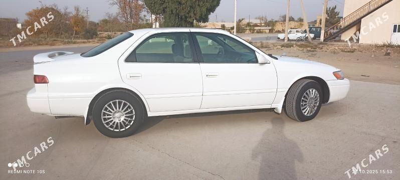 Toyota Camry 1999 - 167 000 TMT - Halaç - img 5