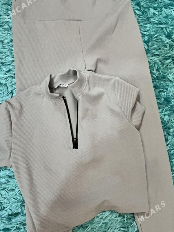 Фитнес костюм - 30 mkr - img 2