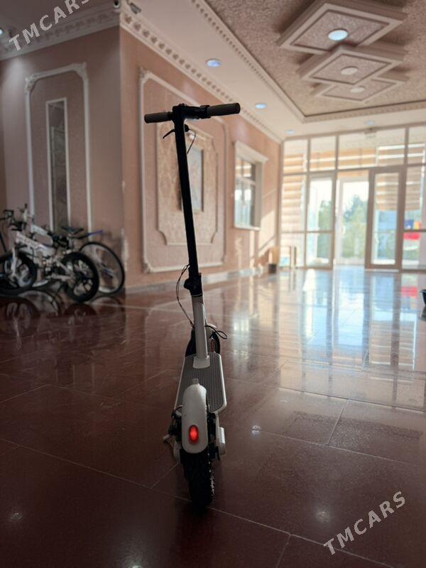 Elektrony somakat - Улица Ататурка - img 2