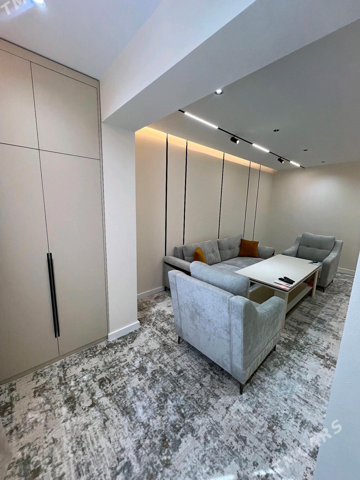 SATLYK JAY - Mary - img 3