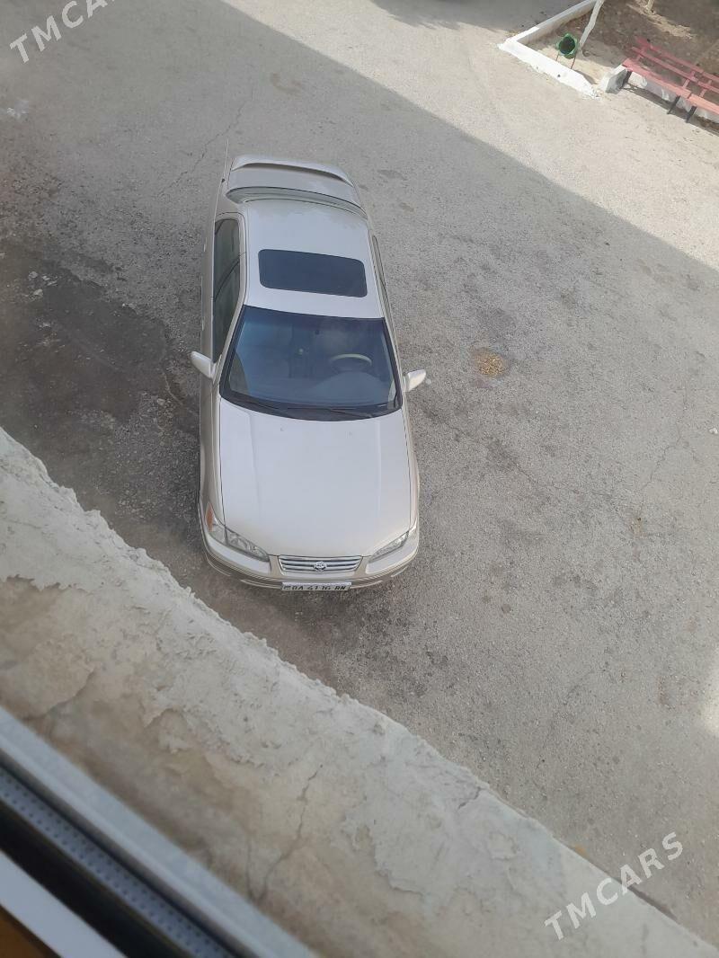 Toyota Camry 1998 - 130 000 TMT - Гызыларбат - img 1