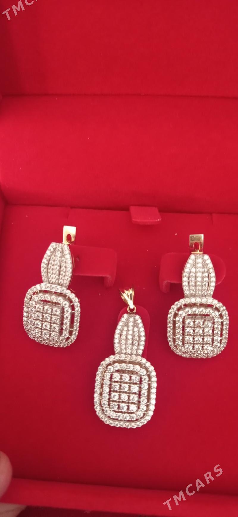 Gyzyl gulakhalka klon - Aşgabat - img 2