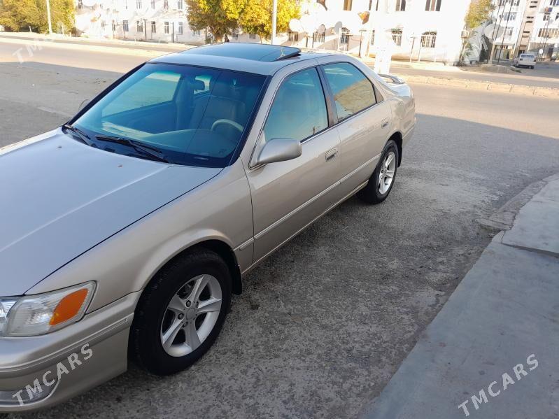 Toyota Camry 1998 - 130 000 TMT - Гызыларбат - img 4