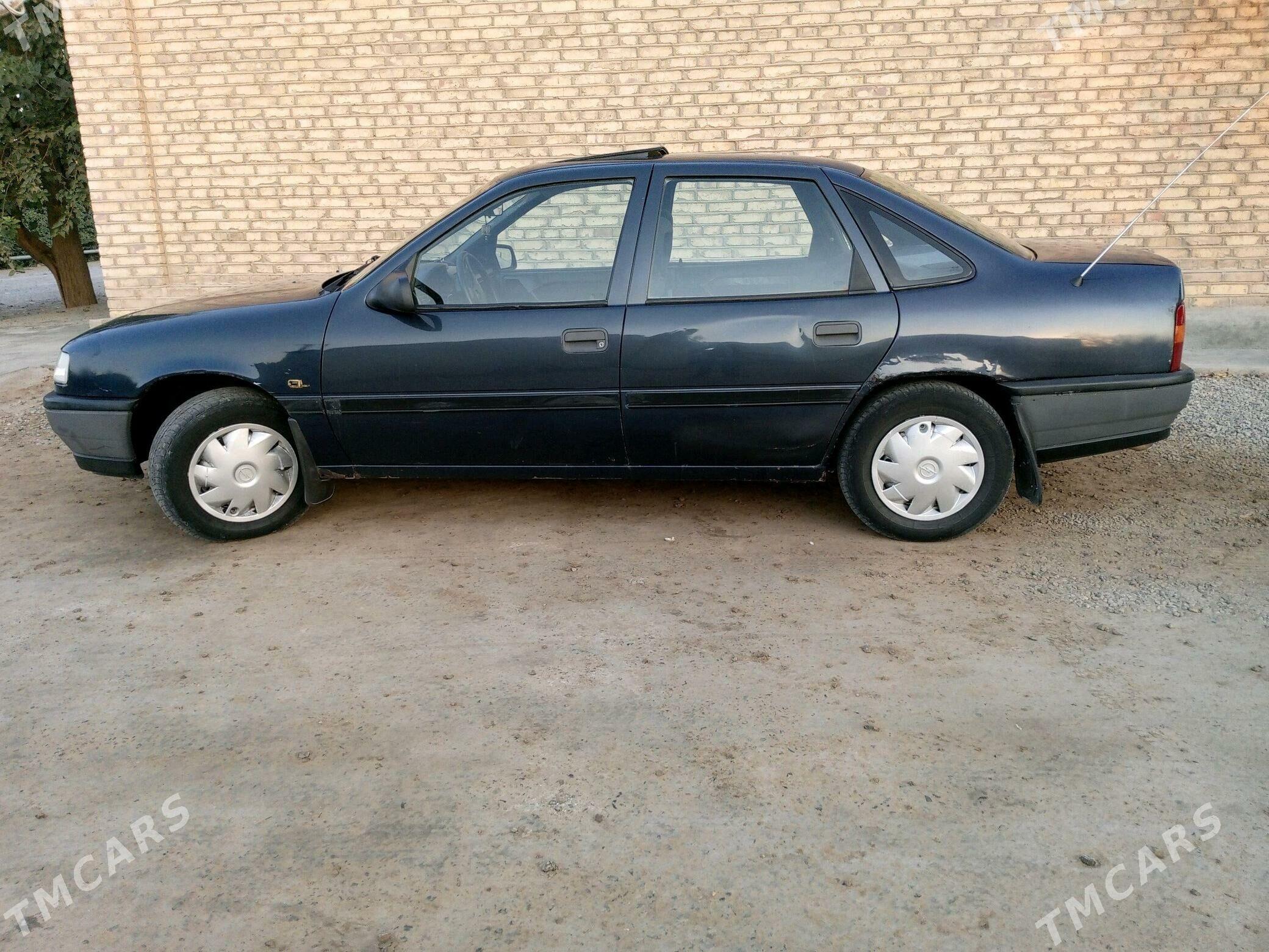 Opel Vectra 1990 - 30 000 TMT - Sakarçäge - img 3