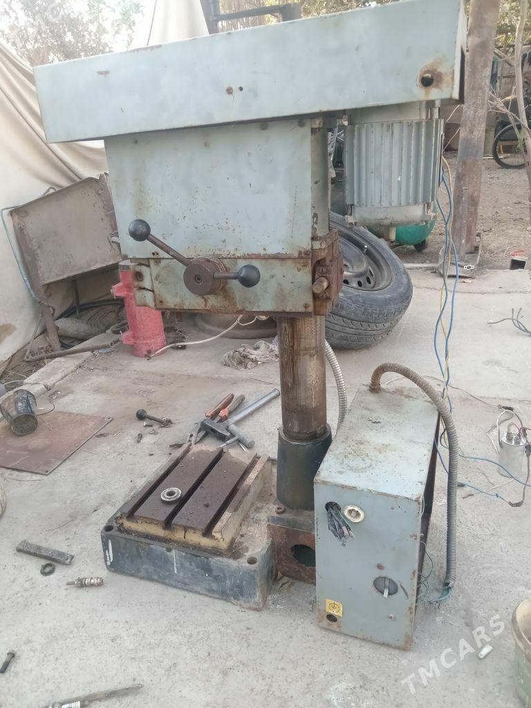 TAKARHYY DREL - Büzmeýin - img 1