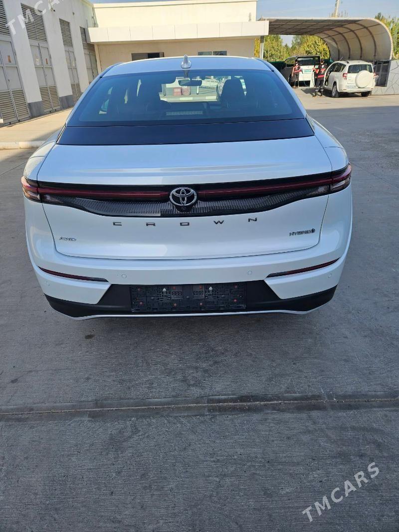 Toyota Crown 2023 - 760 000 TMT - Aşgabat - img 4