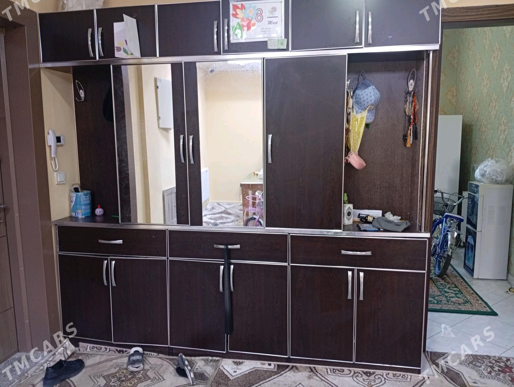 prihojka mebeli - Гуртли - img 2