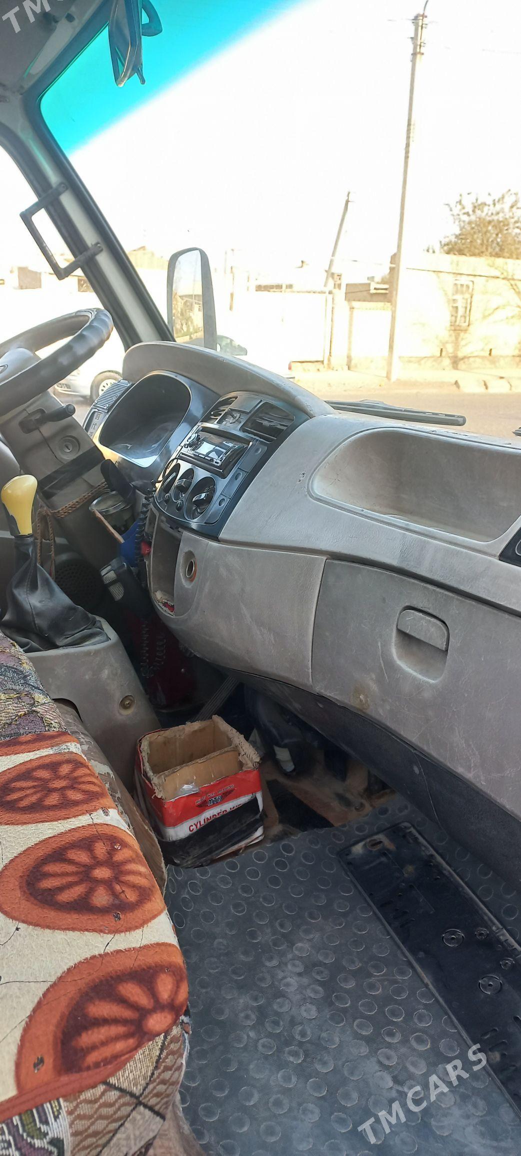 Forland H3 2014 - 130 000 TMT - Байрамали - img 4