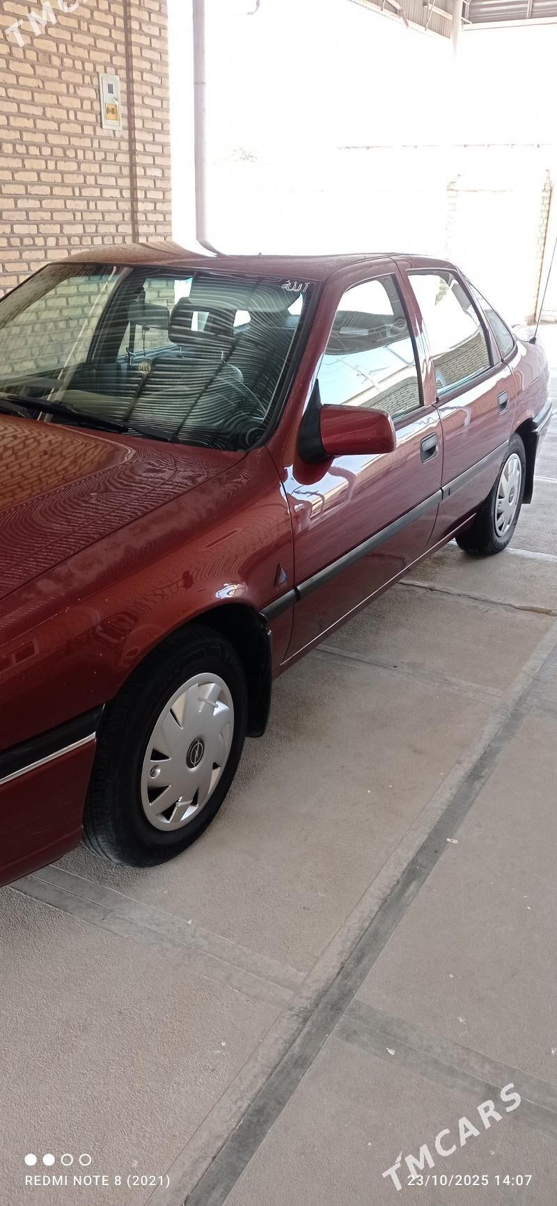 Opel Vectra 1993 - 62 000 TMT - Мургап - img 5