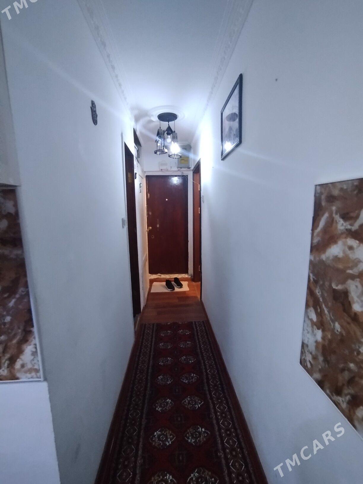 11 мкр 4/1 этаж 1 ком - 11 mkr - img 5