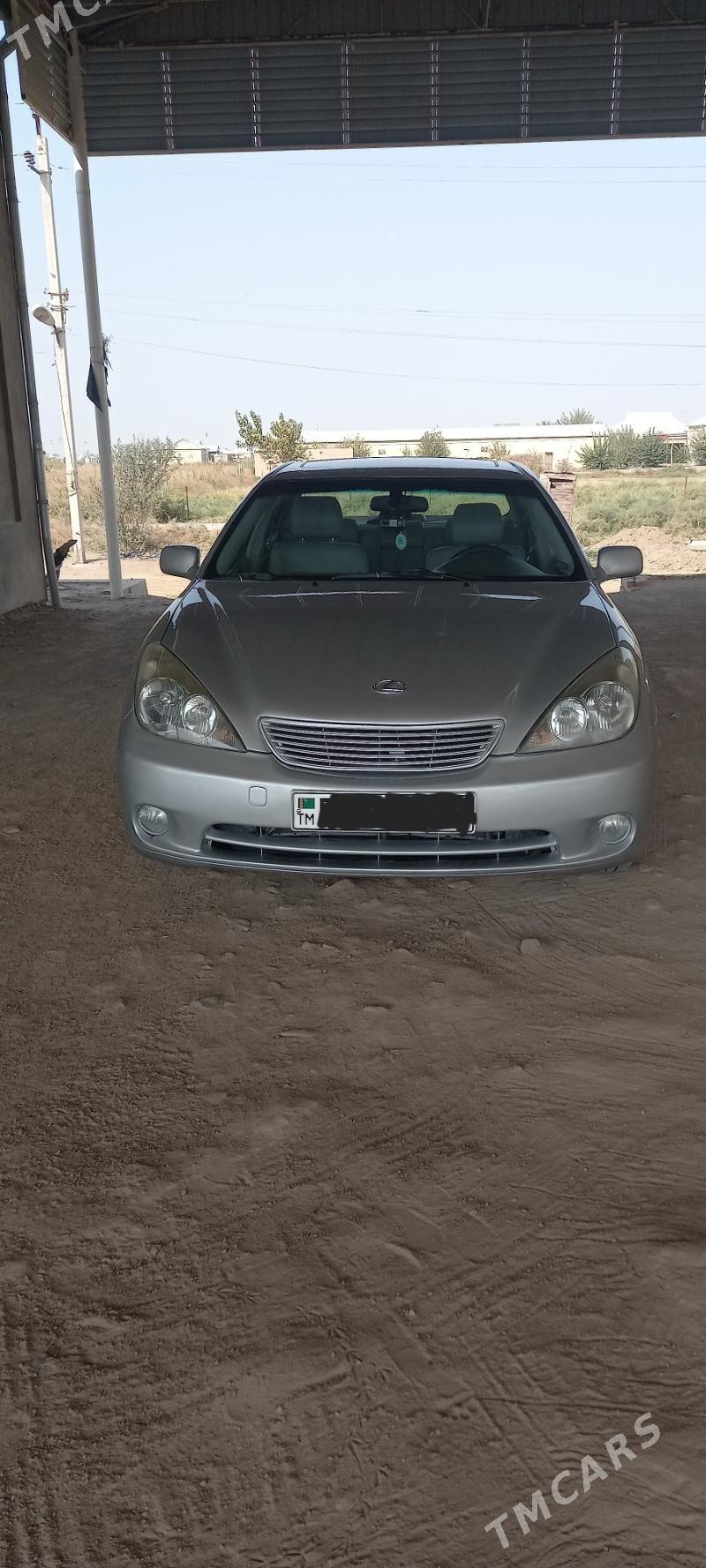 Lexus ES 300 2002 - 180 000 TMT - Мары - img 1