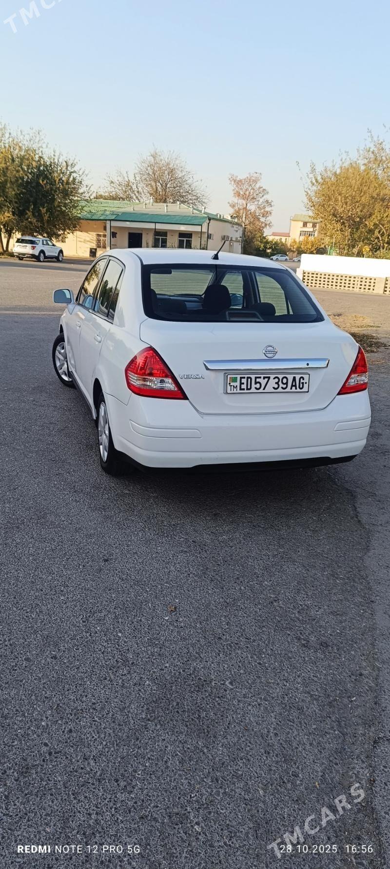 Nissan Versa 2010 - 128 000 TMT - 6 mkr - img 4