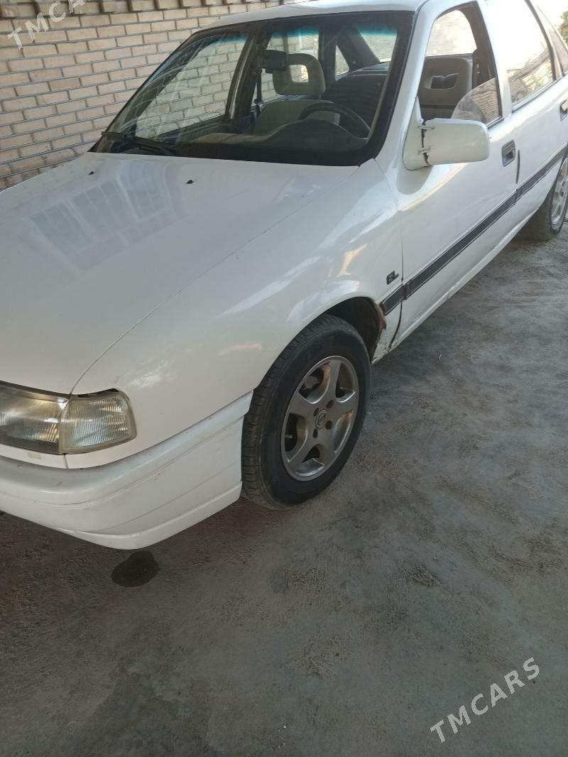 Opel Vectra 1992 - 30 000 TMT - Байрамали - img 3