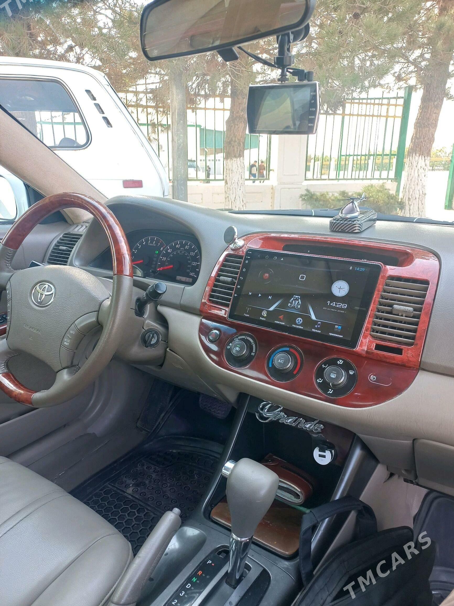 Toyota Camry 2003 - 200 000 TMT - Дарганата - img 4