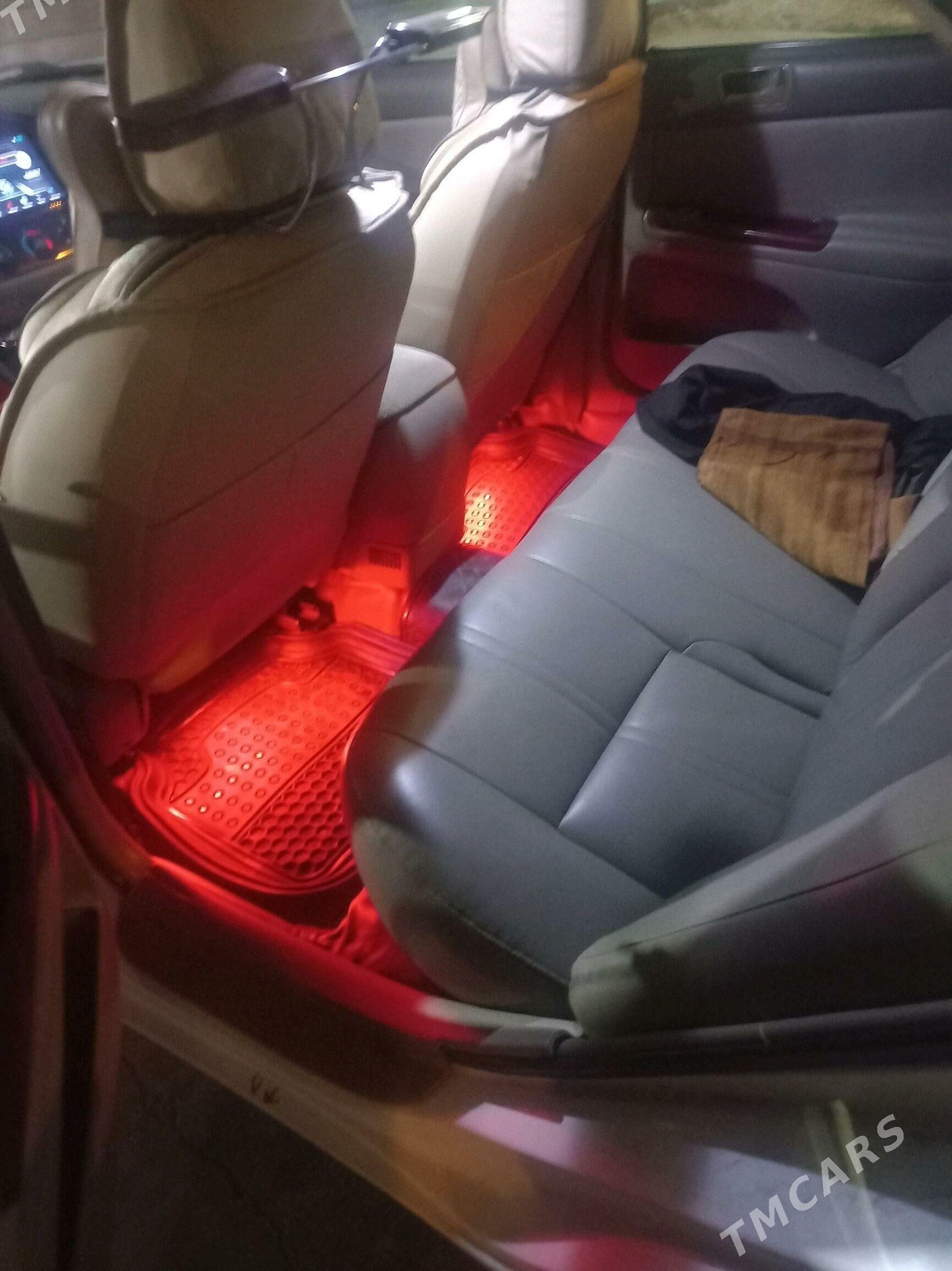 Toyota Camry 2003 - 200 000 TMT - Дарганата - img 3