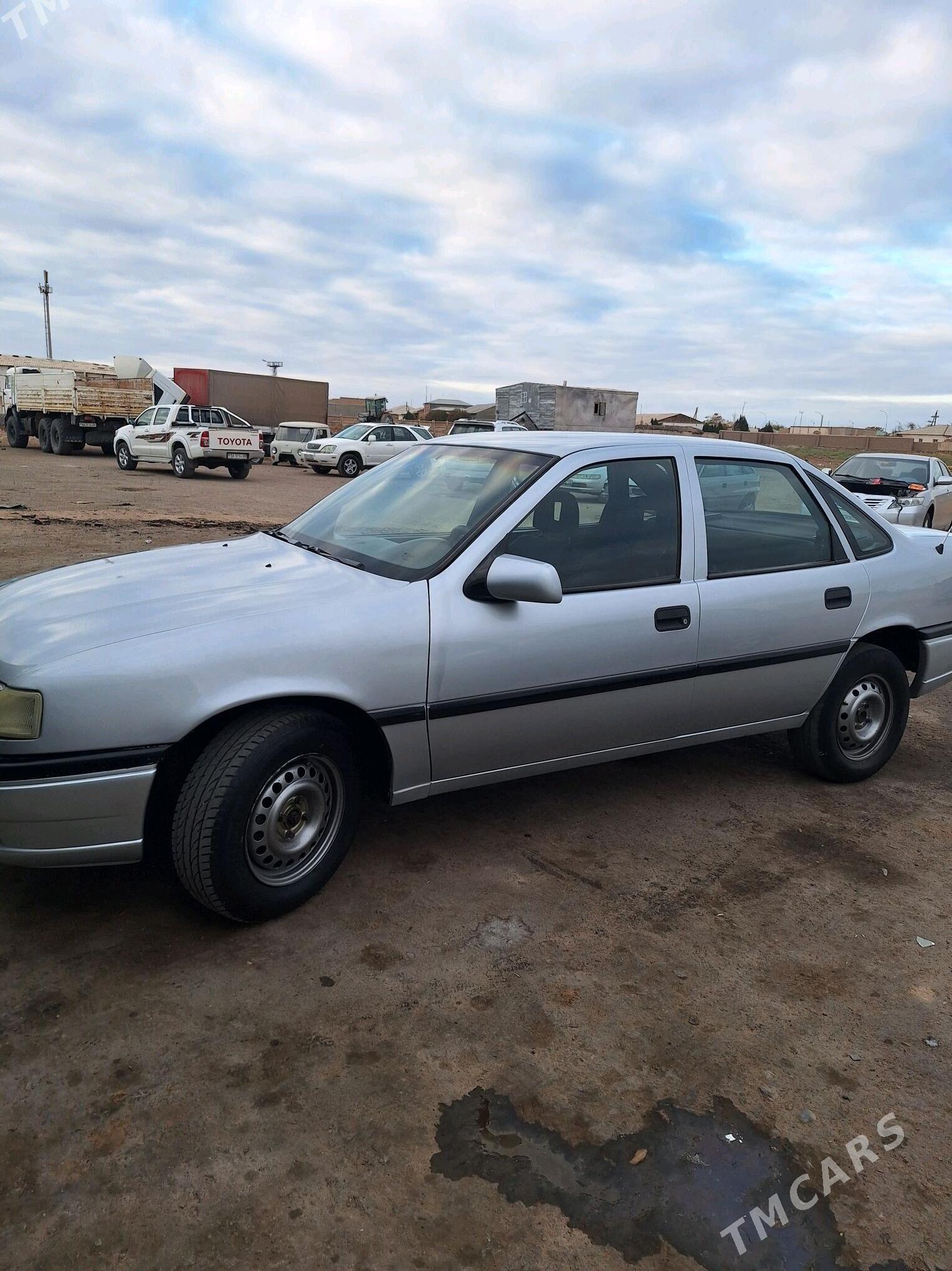 Opel Vectra 1994 - 50 000 TMT - Гороглы (Тагта) - img 2