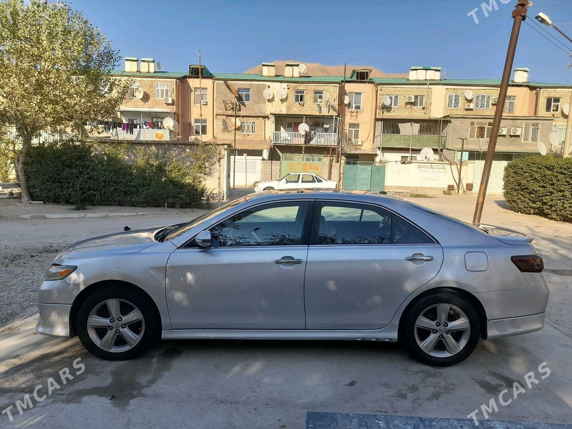 Toyota Camry 2011 - 220 000 TMT - Балканабат - img 2