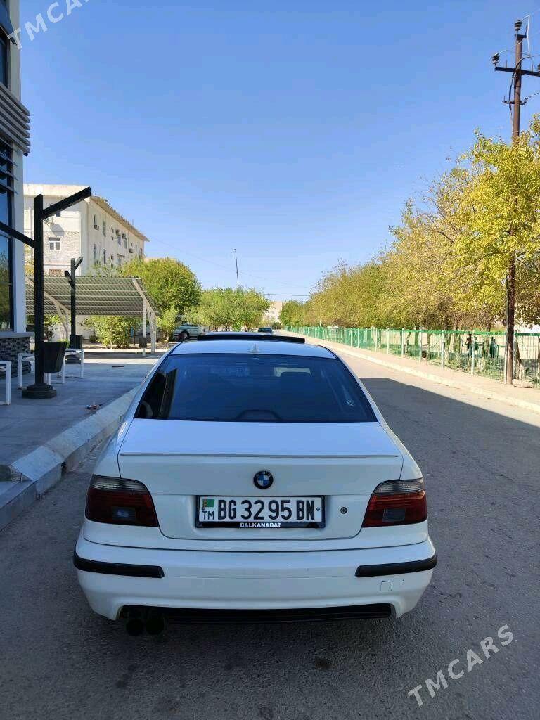 BMW E39 2001 - 122 000 TMT - Balkanabat - img 9