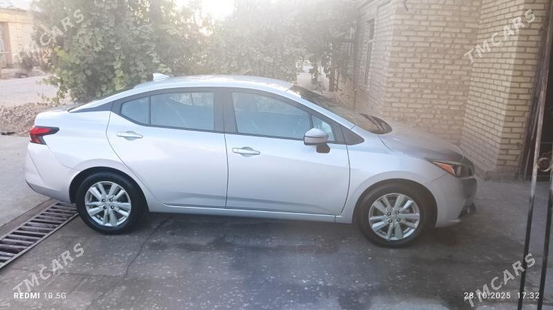 Nissan Versa 2021 - 200 000 TMT - Дянев - img 4