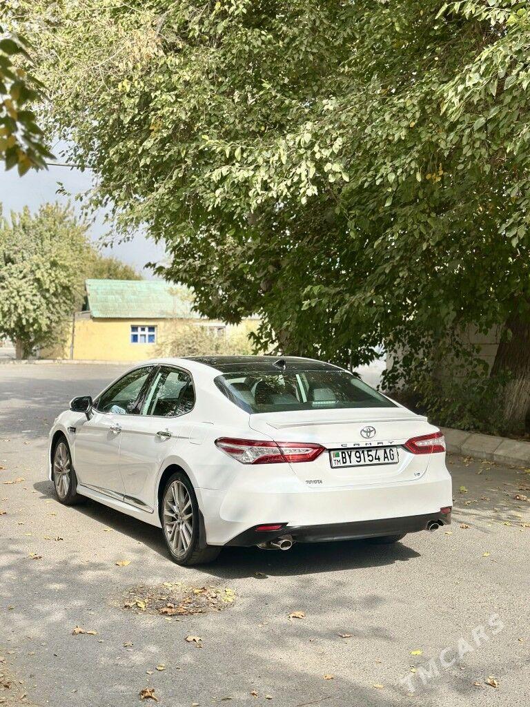 Toyota Camry 2021 - 385 000 TMT - Ашхабад - img 3
