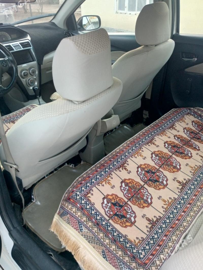 Toyota Yaris 2007 - 120 000 TMT - Aşgabat - img 3