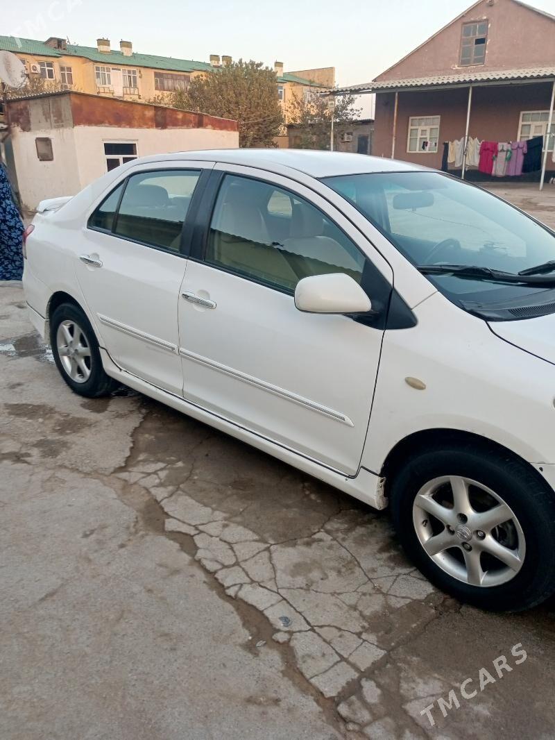 Toyota Yaris 2007 - 120 000 TMT - Aşgabat - img 2