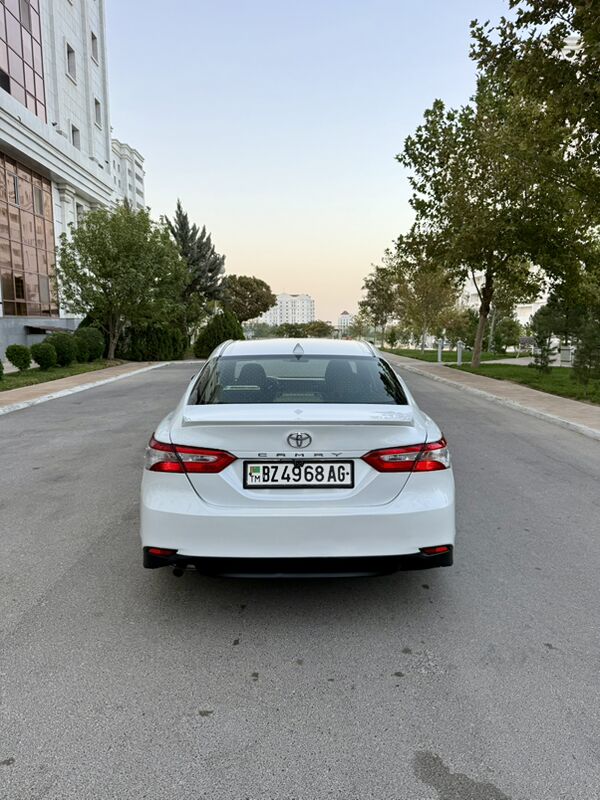 Toyota Camry 2020 - 225 000 TMT - Aşgabat - img 2