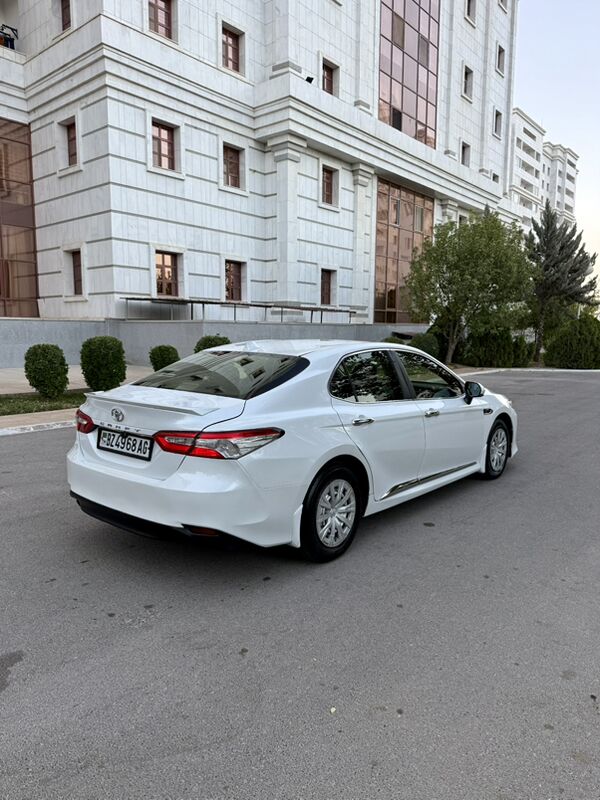 Toyota Camry 2020 - 225 000 TMT - Aşgabat - img 3