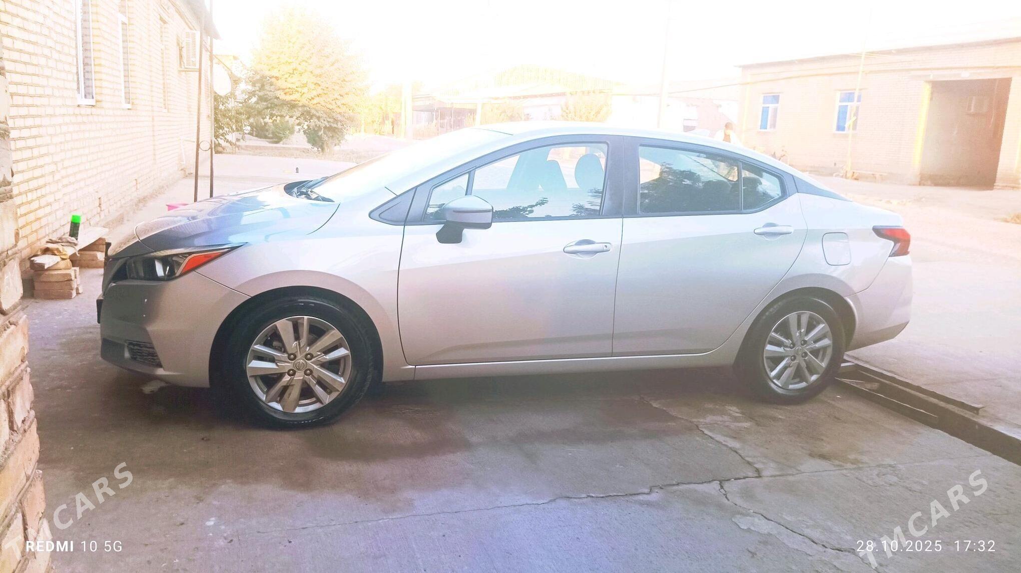 Nissan Versa 2021 - 200 000 TMT - Дянев - img 7