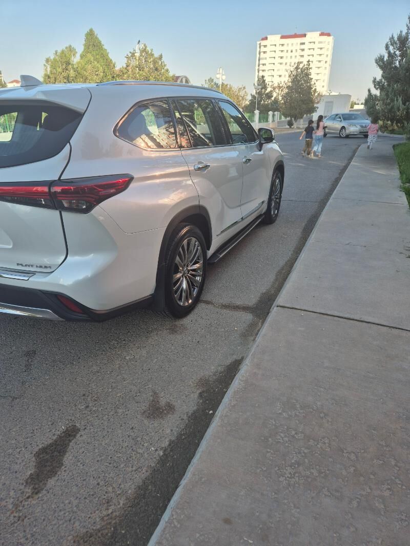 Toyota Highlander 2020 - 490 000 TMT - Aşgabat - img 4