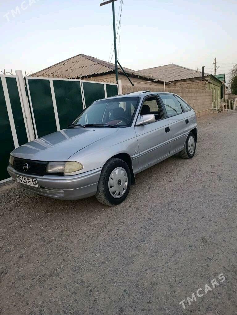 Opel Astra 1992 - 28 000 TMT - Kaka - img 4