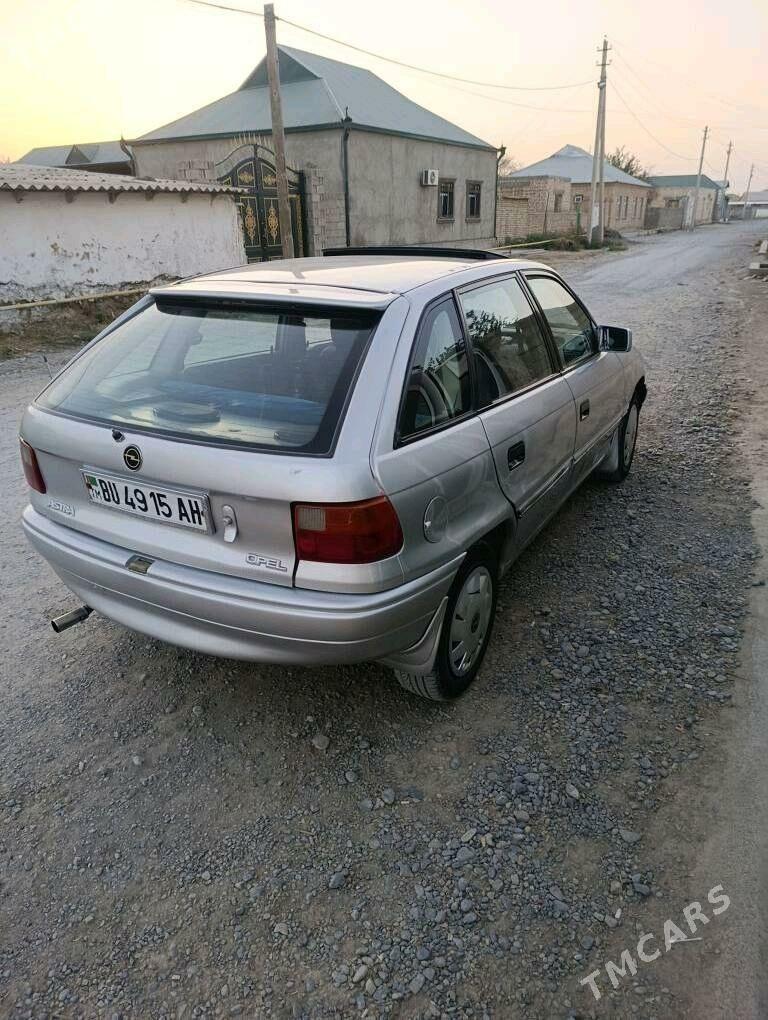Opel Astra 1992 - 28 000 TMT - Kaka - img 5