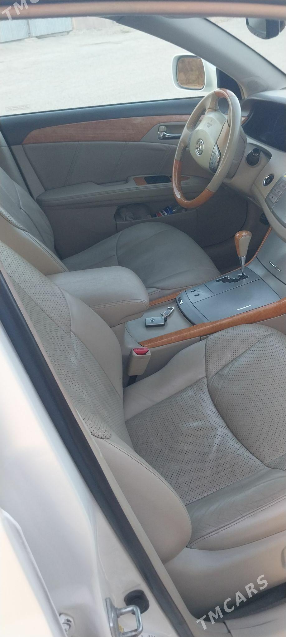 Toyota Avalon 2006 - 210 000 TMT - Ашхабад - img 4
