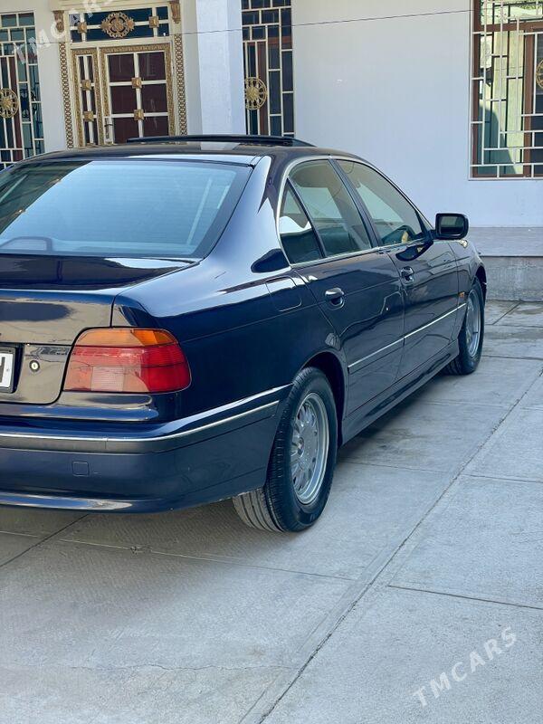 BMW E39 1999 - 105 000 TMT - Balkanabat - img 6