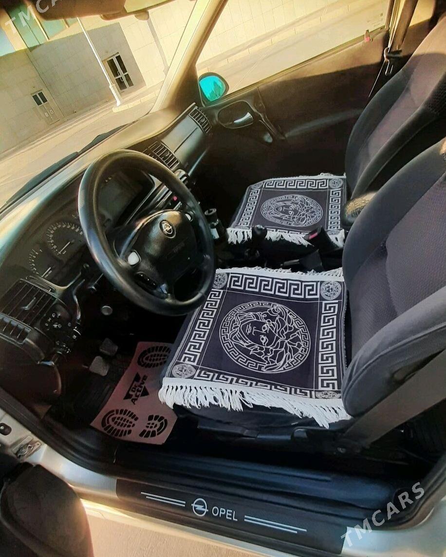 Opel Vectra 2001 - 69 000 TMT - Daşoguz - img 8