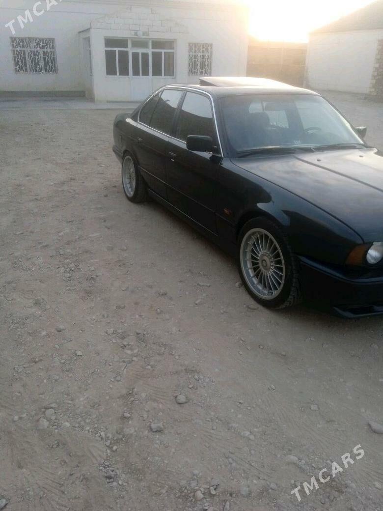 BMW 525 1991 - 60 000 TMT - Balkanabat - img 4
