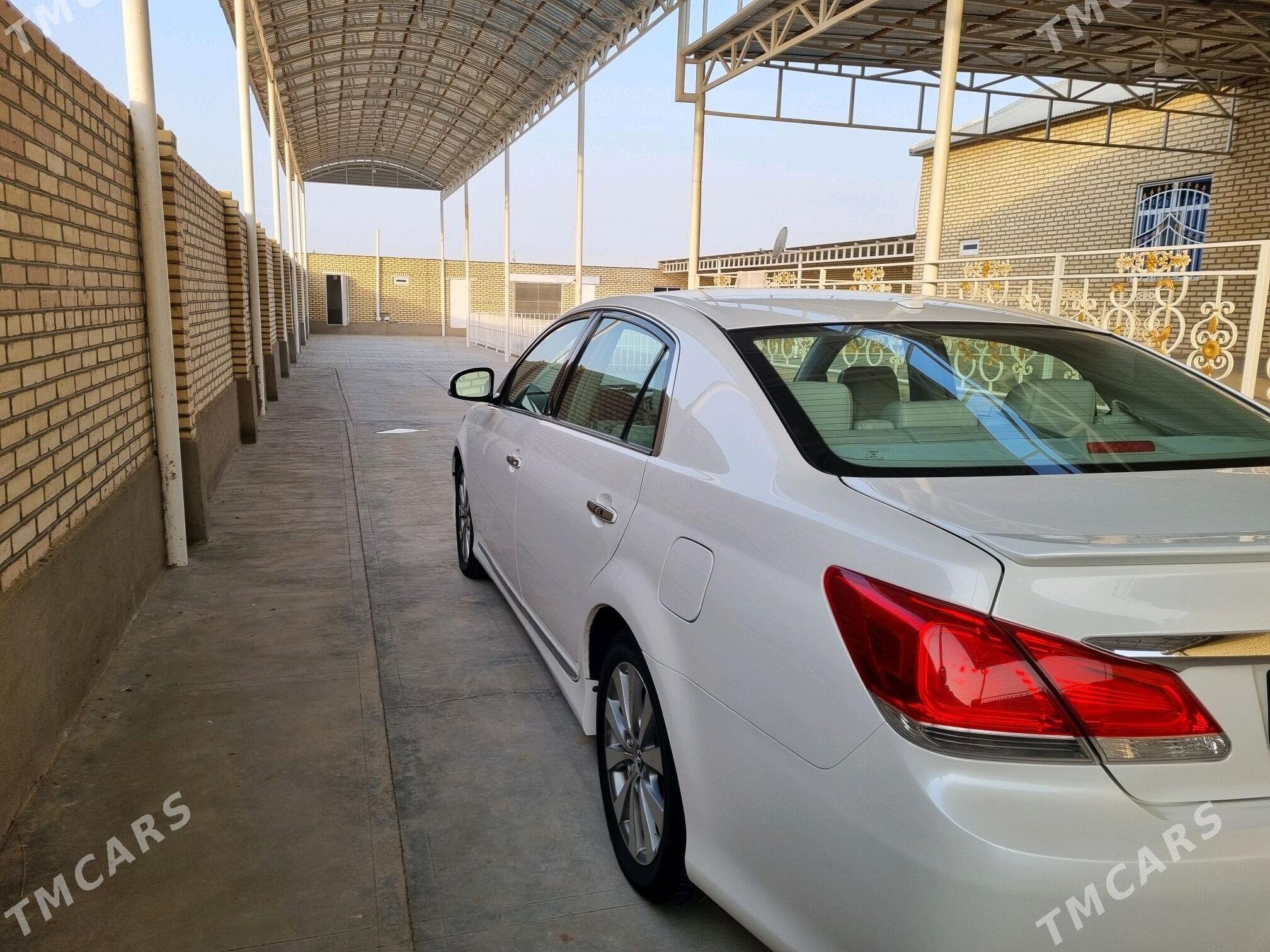 Toyota Avalon 2011 - 330 000 TMT - Серахс - img 2