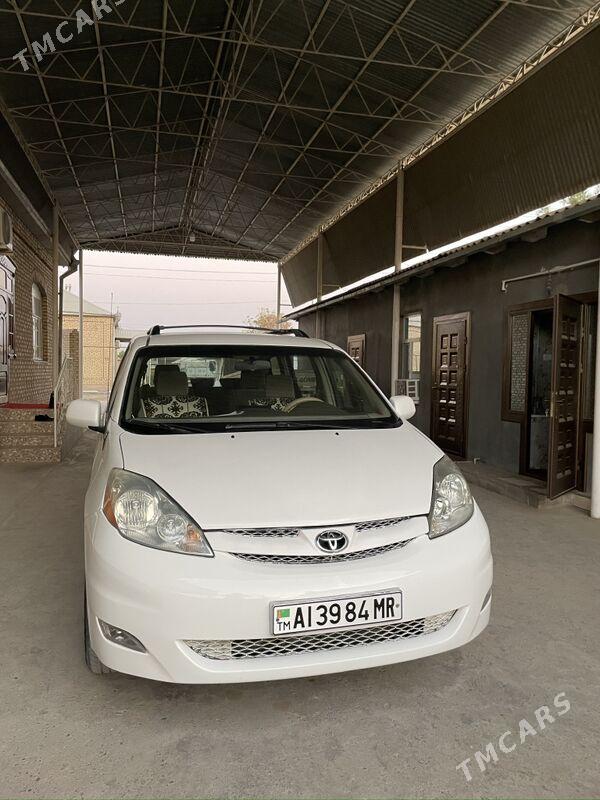 Toyota Sienna 2007 - 240 000 TMT - Mary - img 4