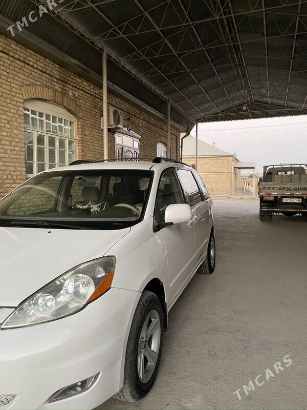 Toyota Sienna 2007 - 240 000 TMT - Mary - img 5