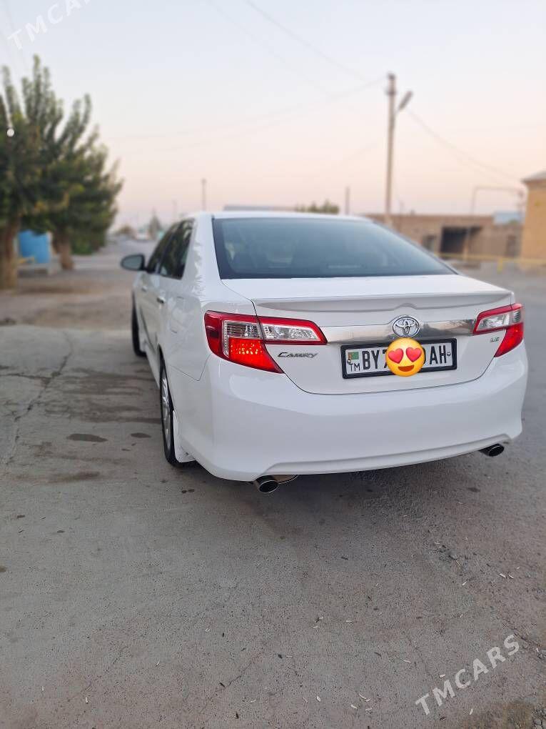 Toyota Camry 2012 - 250 000 TMT - Гёкдепе - img 3