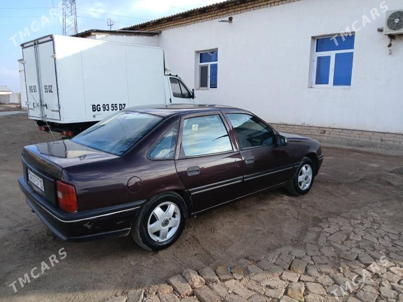 Opel Vectra 1992 - 36 000 TMT - Дашогуз - img 3