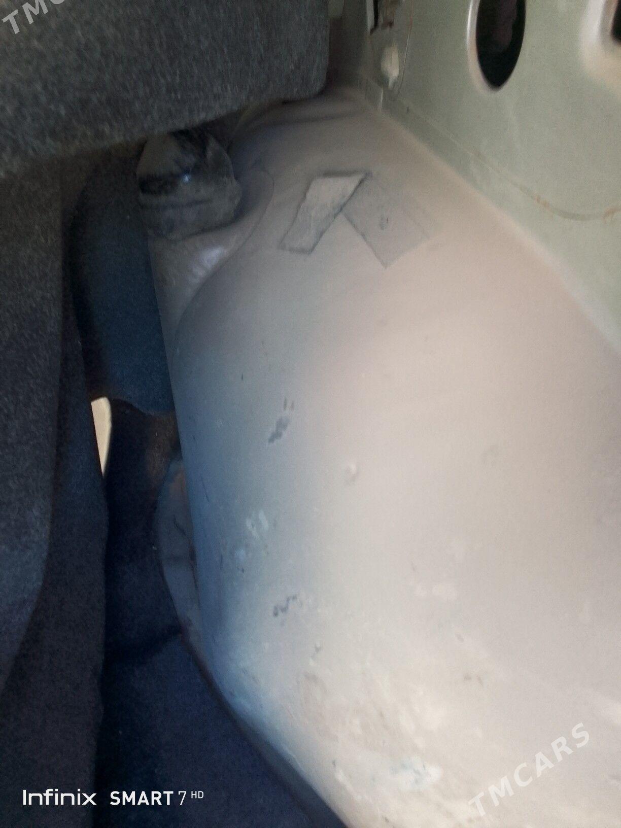 Daewoo Racer 1995 - 20 000 TMT - Türkmenbaşy etr. - img 4