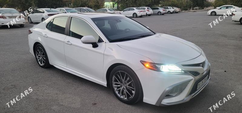 Toyota Camry 2022 - 360 000 TMT - Aşgabat - img 3