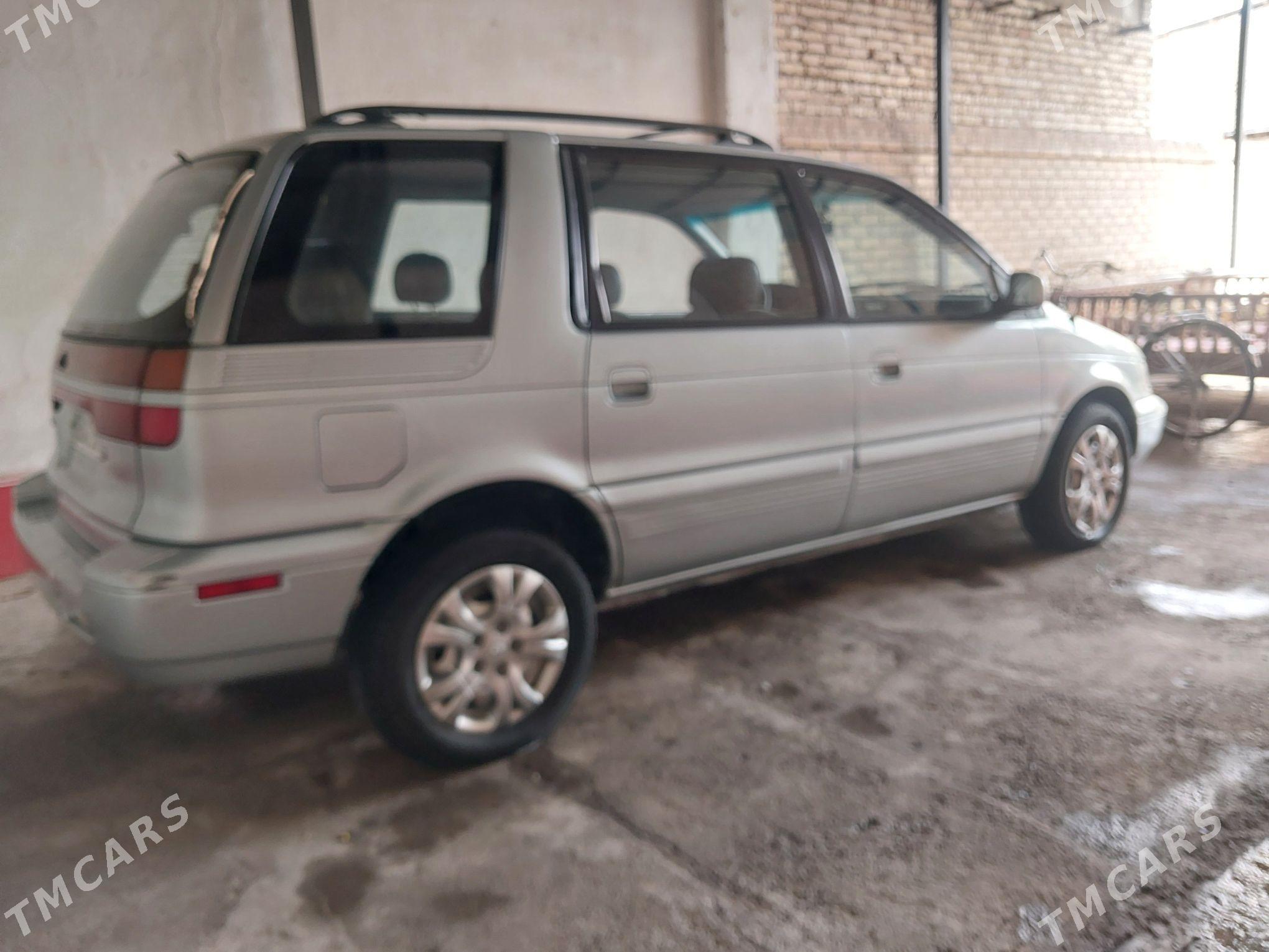 Mitsubishi Expo 1992 - 65 000 TMT - Türkmenabat - img 5