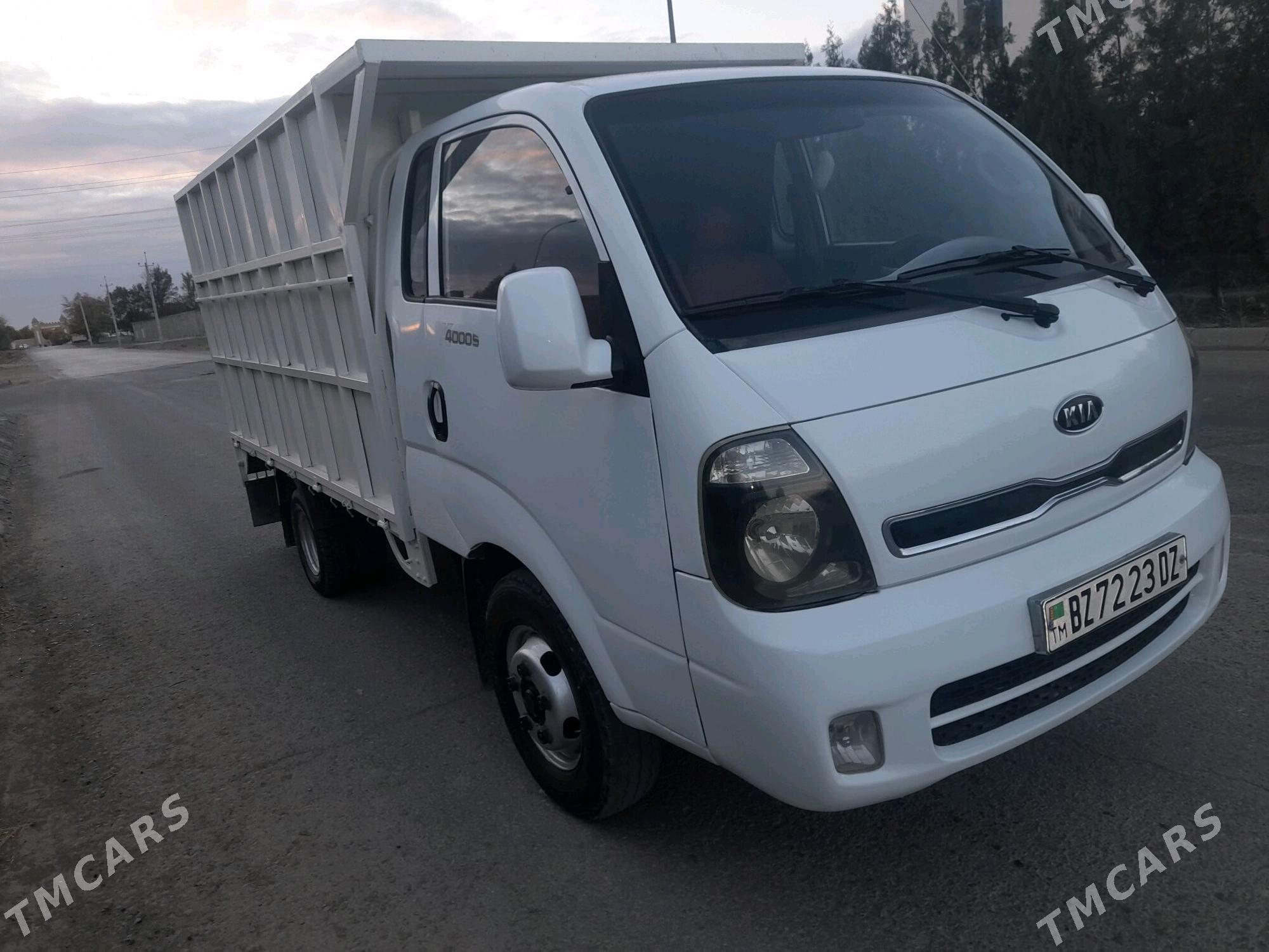 Kia Bongo 2012 - 220 000 TMT - Daşoguz - img 1
