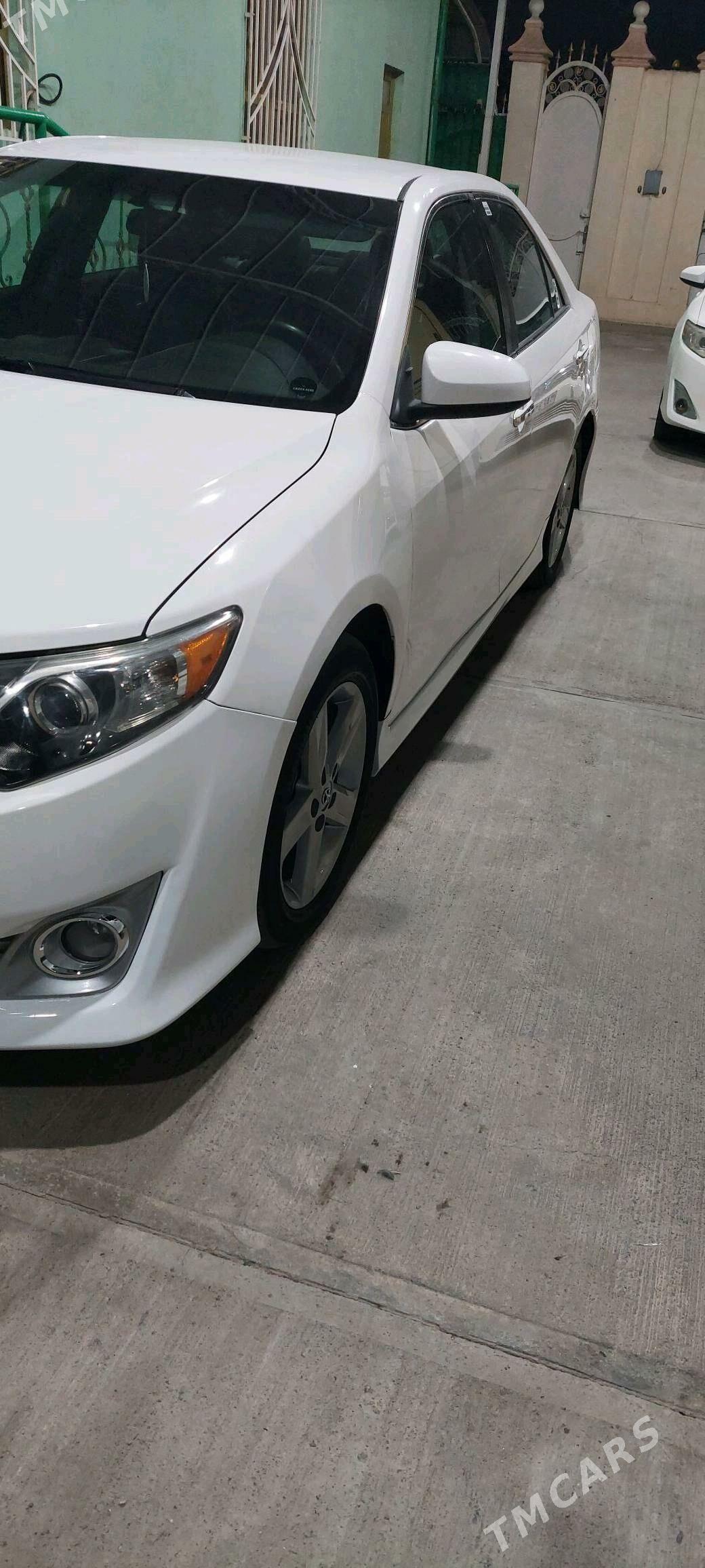 Toyota Camry 2014 - 240 000 TMT - Ашхабад - img 6
