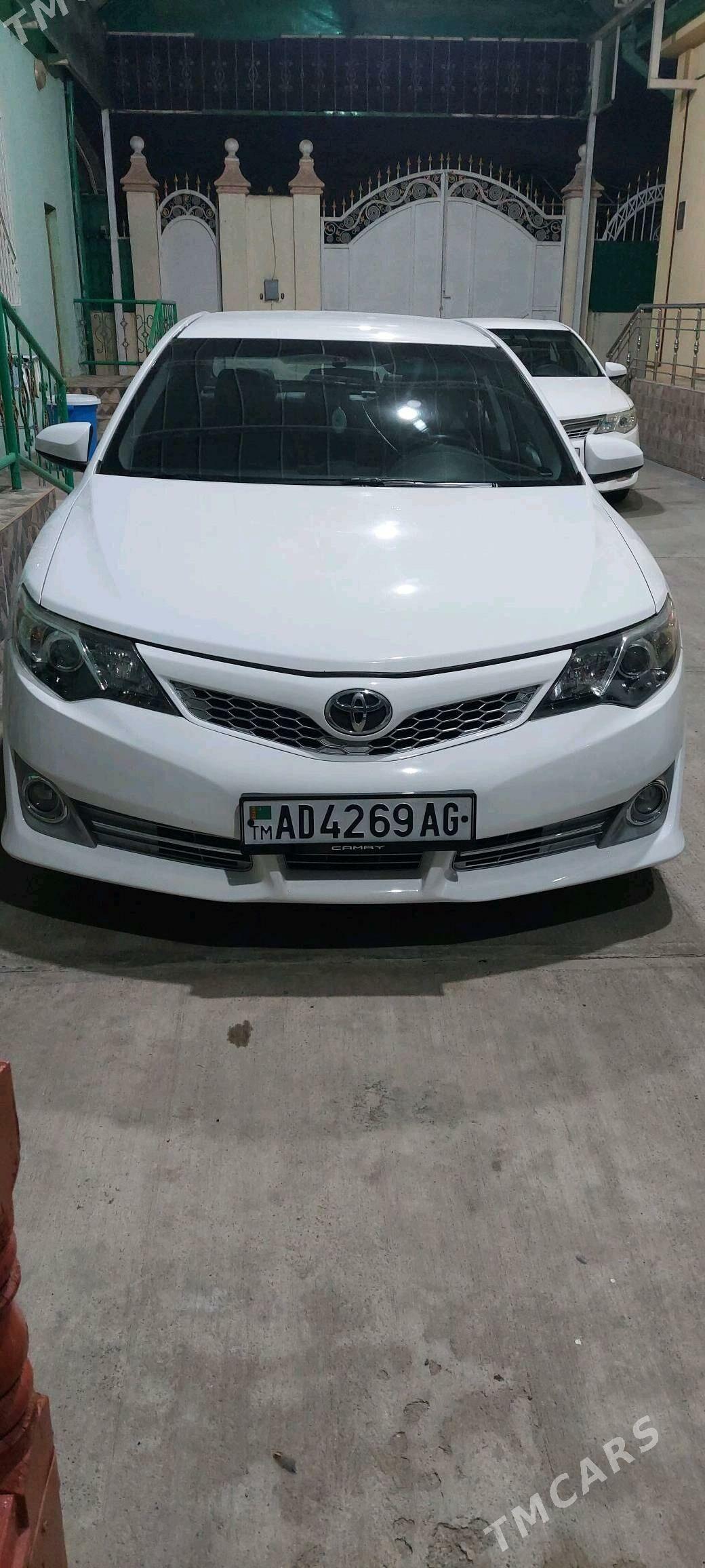 Toyota Camry 2014 - 240 000 TMT - Ашхабад - img 1